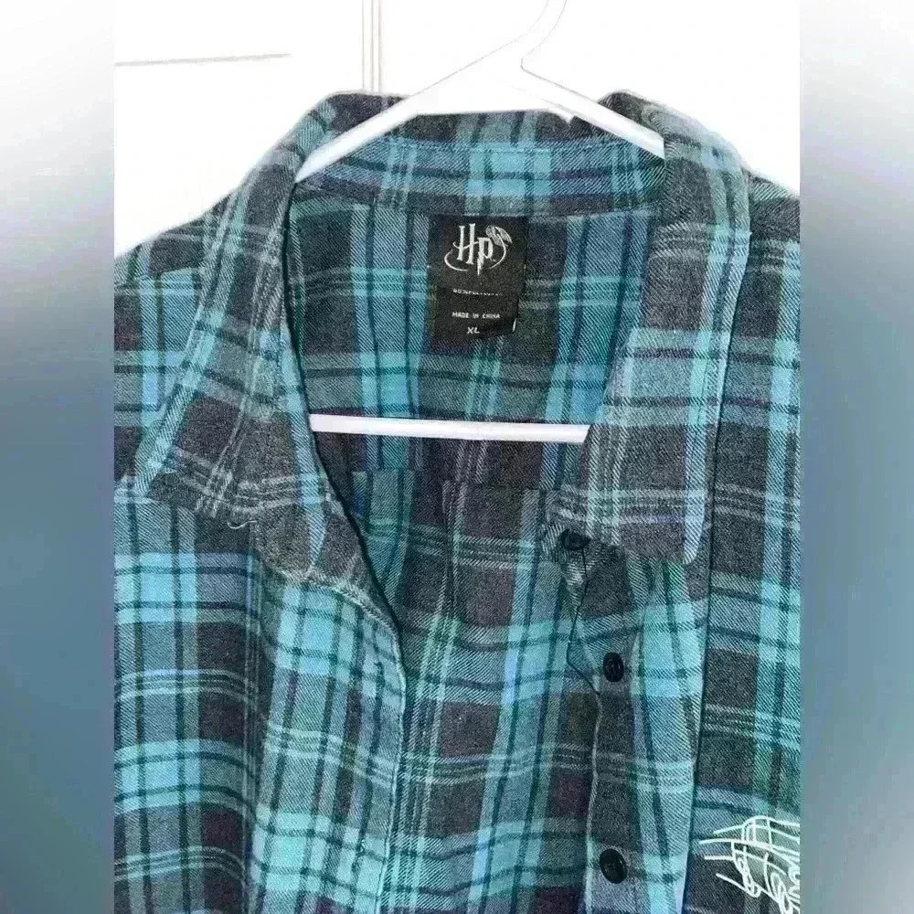 Harry Potter Short Sleeve Flannel Shirt - Picture 3 of 7